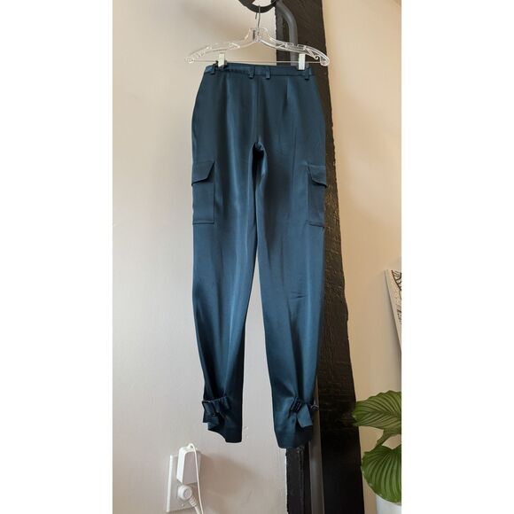 Aritzia Babaton Refined Satin Cargo Pants in Deep Pandora Size 0 - Picture 3 of 5